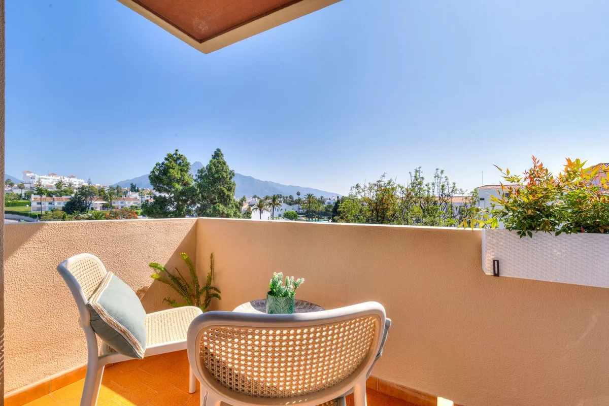 9f74484b-56c1-47a9-b4c4-57f5b4946819