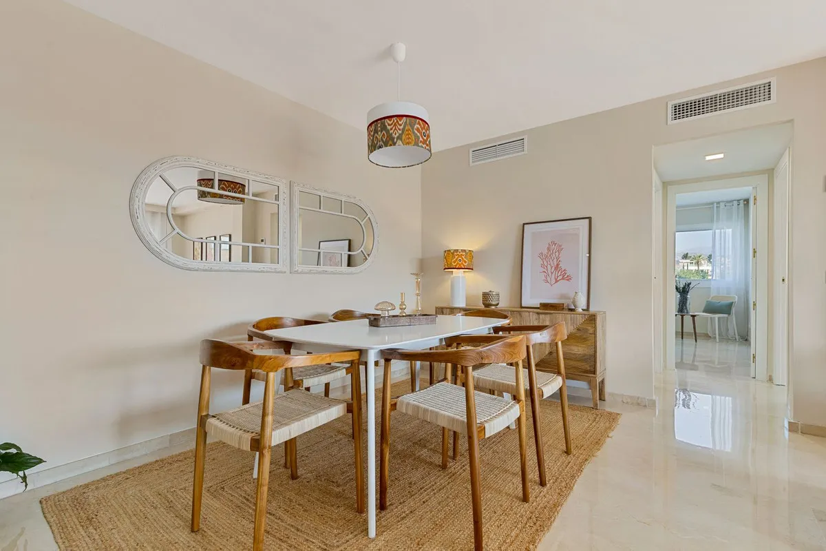 cbdbeda3-7d89-4118-896d-0a809ca6d764