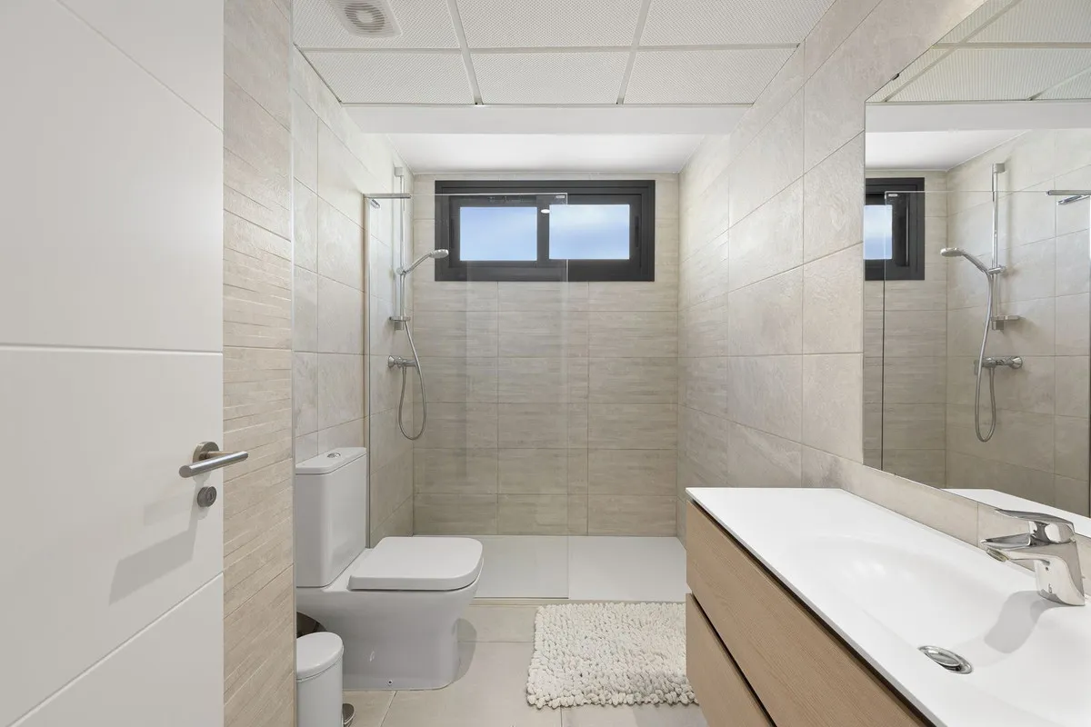 405c1ad5-8067-4a19-9777-6ba489a7e38d