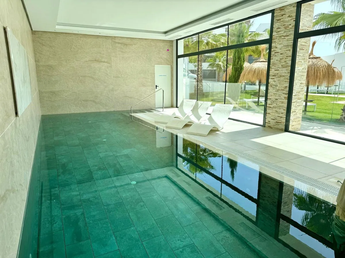 05f43ed2-ffaa-4272-993d-d78dfd4e3128