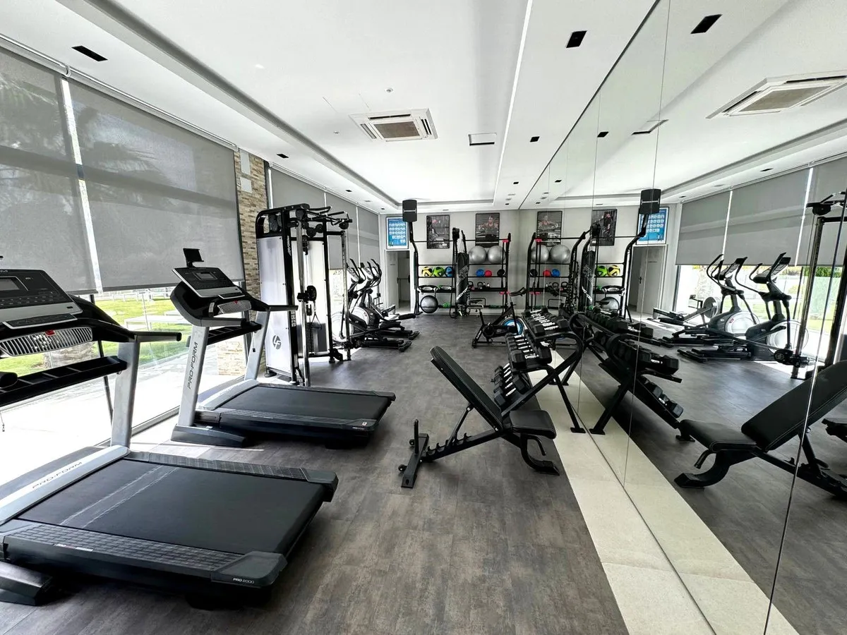 070ec810-551f-4af8-a2a3-67bfdf6d2303