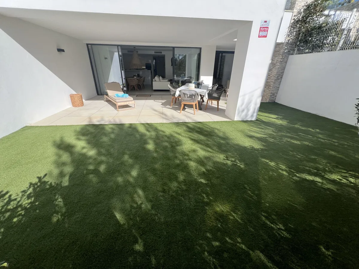 451e9ea7-3df0-40c9-afc8-622cf8945f82