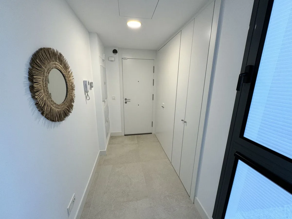 ee7f5298-41e1-40dd-a273-86228cb881b0