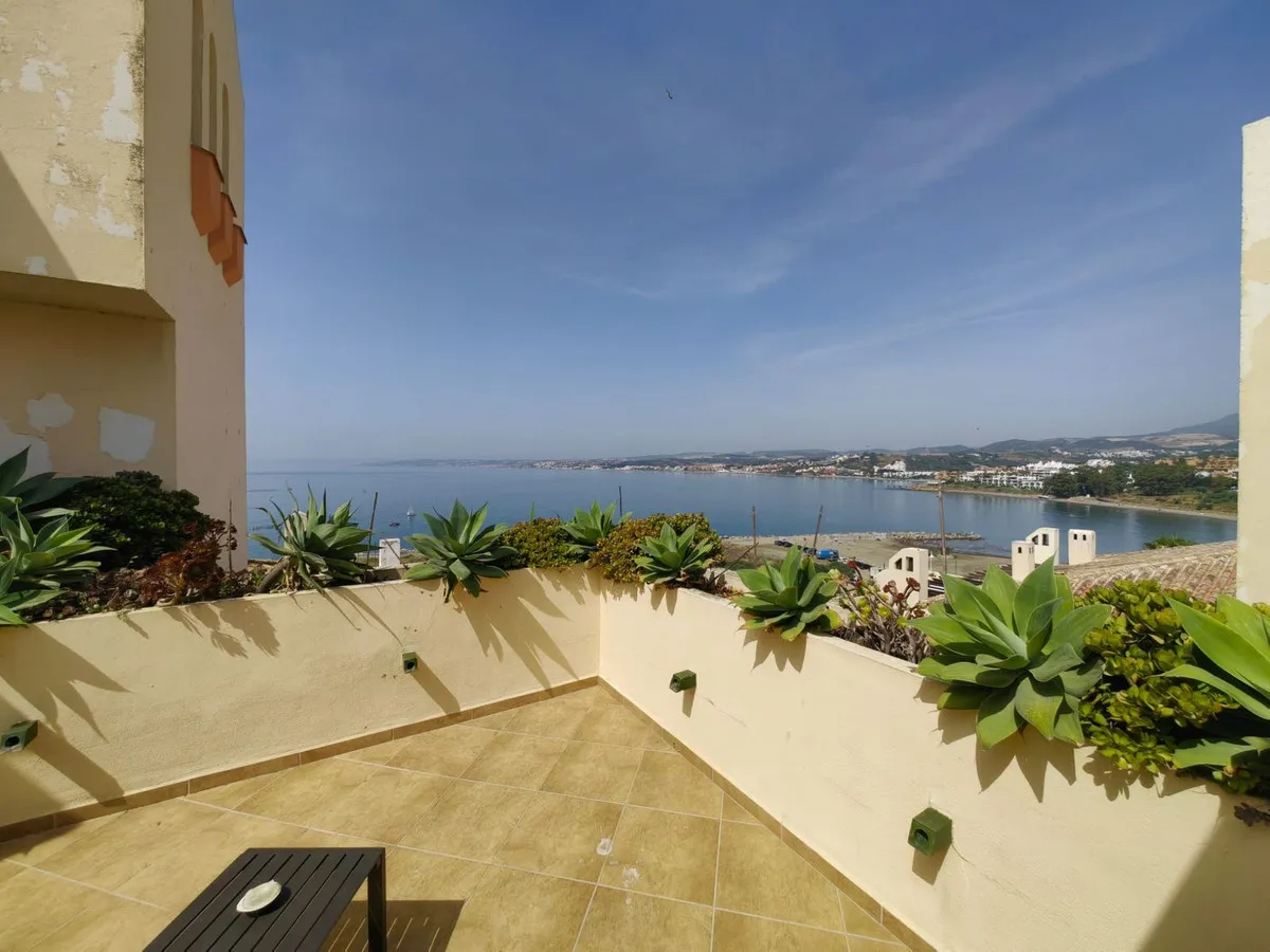 102d0b74-4682-42d2-b37b-59afb51442bf