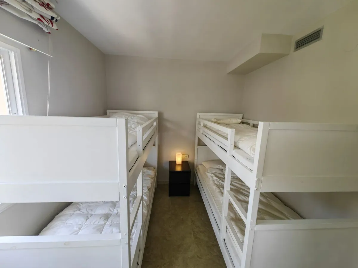 332e87d5-ffc8-40b8-a2ad-84b8f242d61b