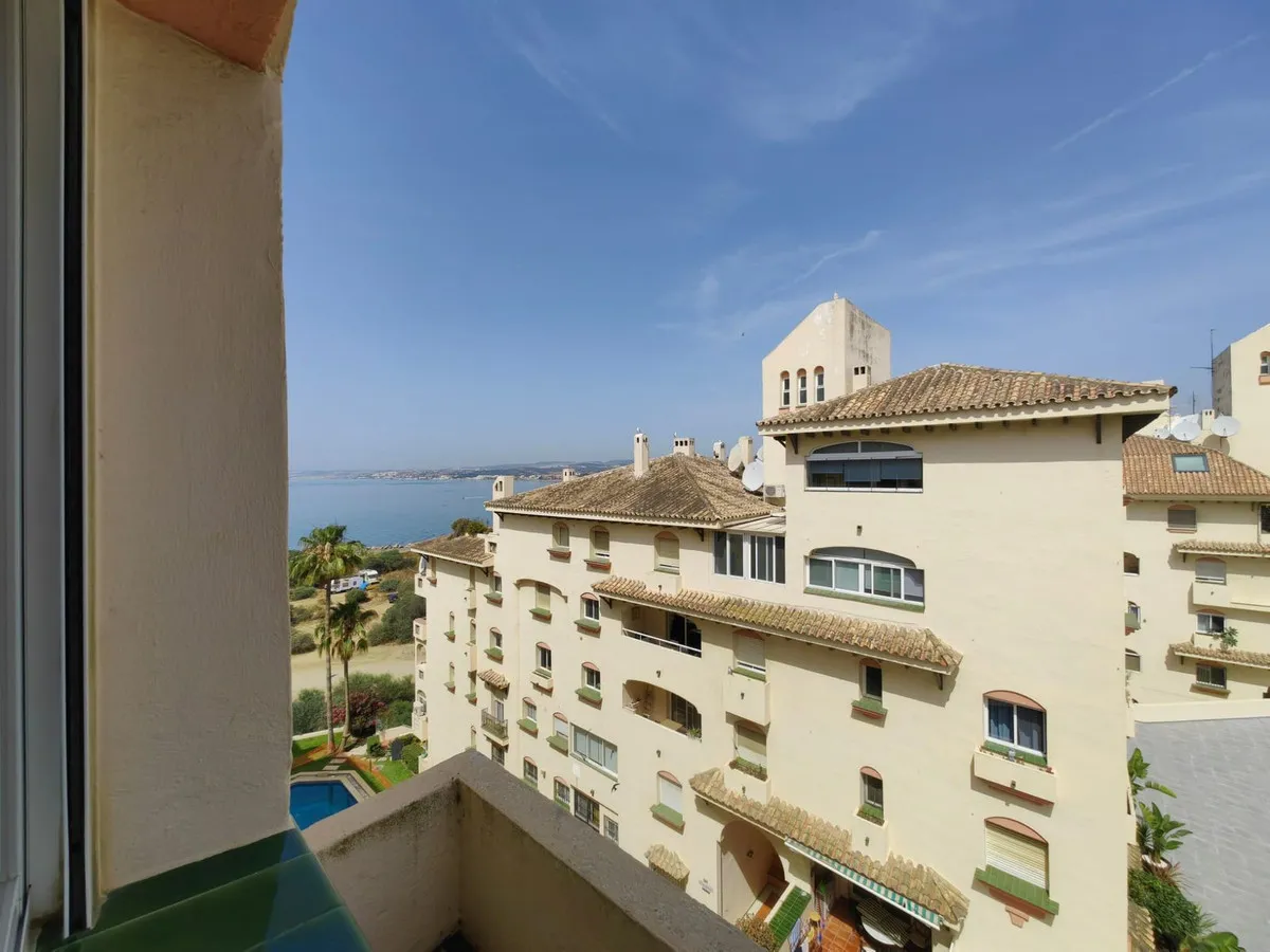 e953ca0e-beb8-4f44-a083-691bb2cfdb90