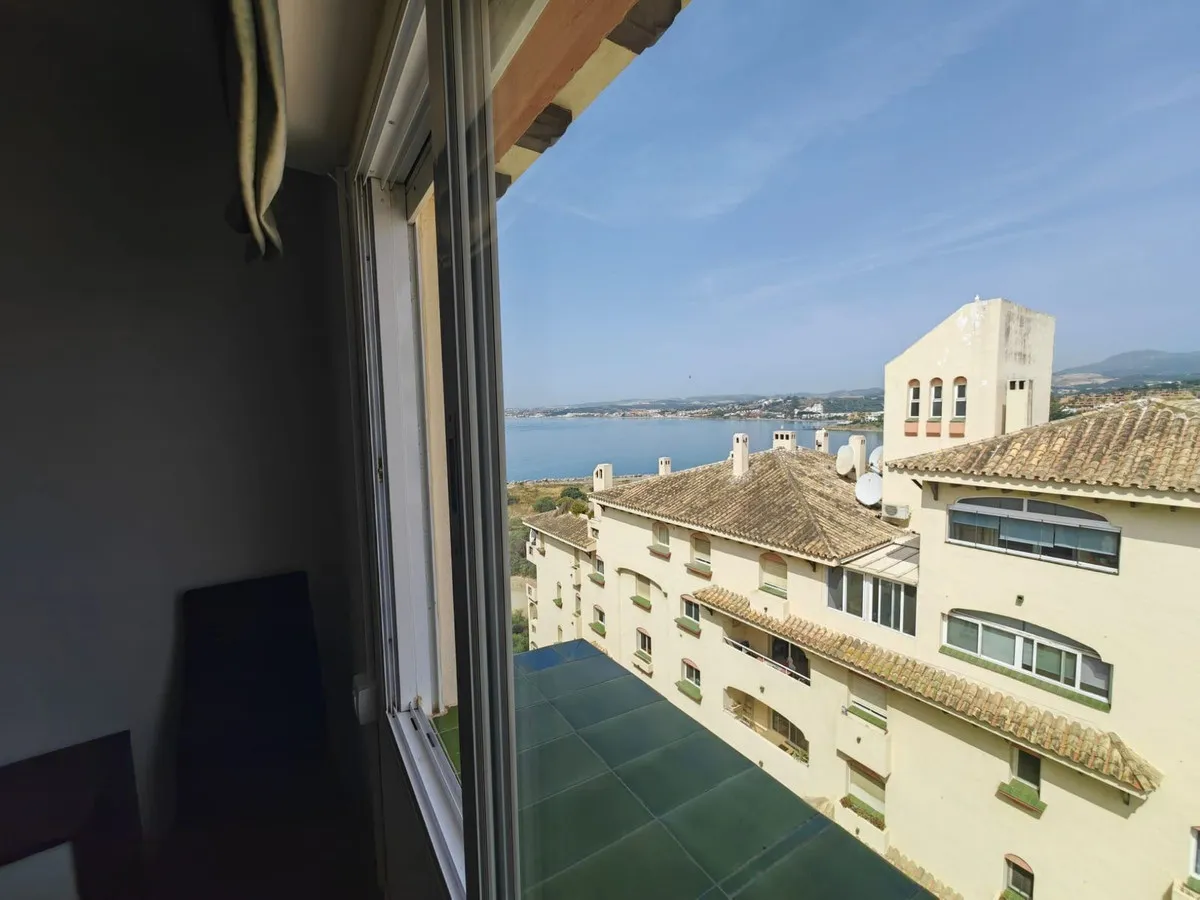 ff4955ee-9106-4b17-9043-e81454ebb578