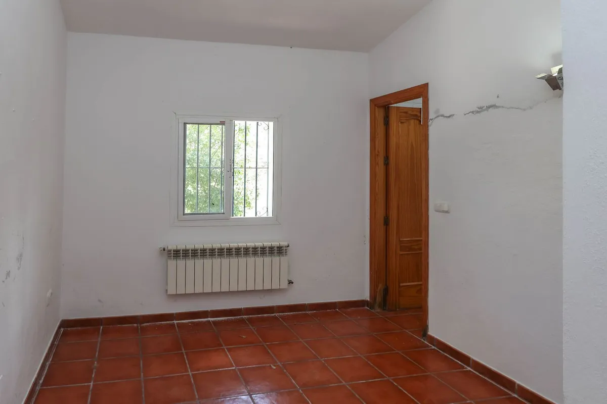 184bb785-5ce9-4e37-8fb6-576ac14a252d