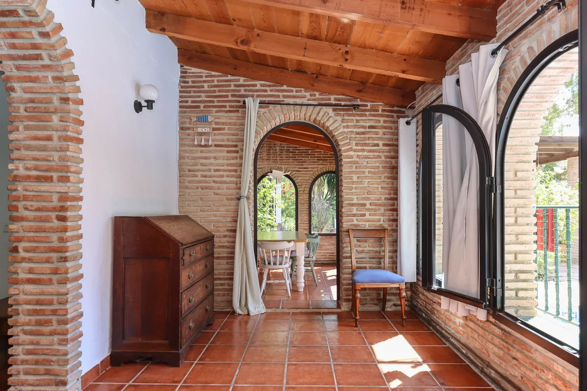 1e9198f3-2eab-416a-b8d5-d529a9526c69