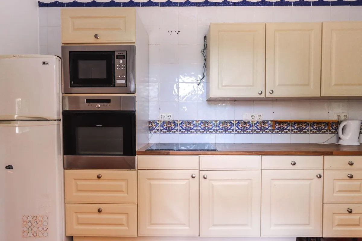 8d5e3e6d-d8ec-474c-a425-4abb79736439