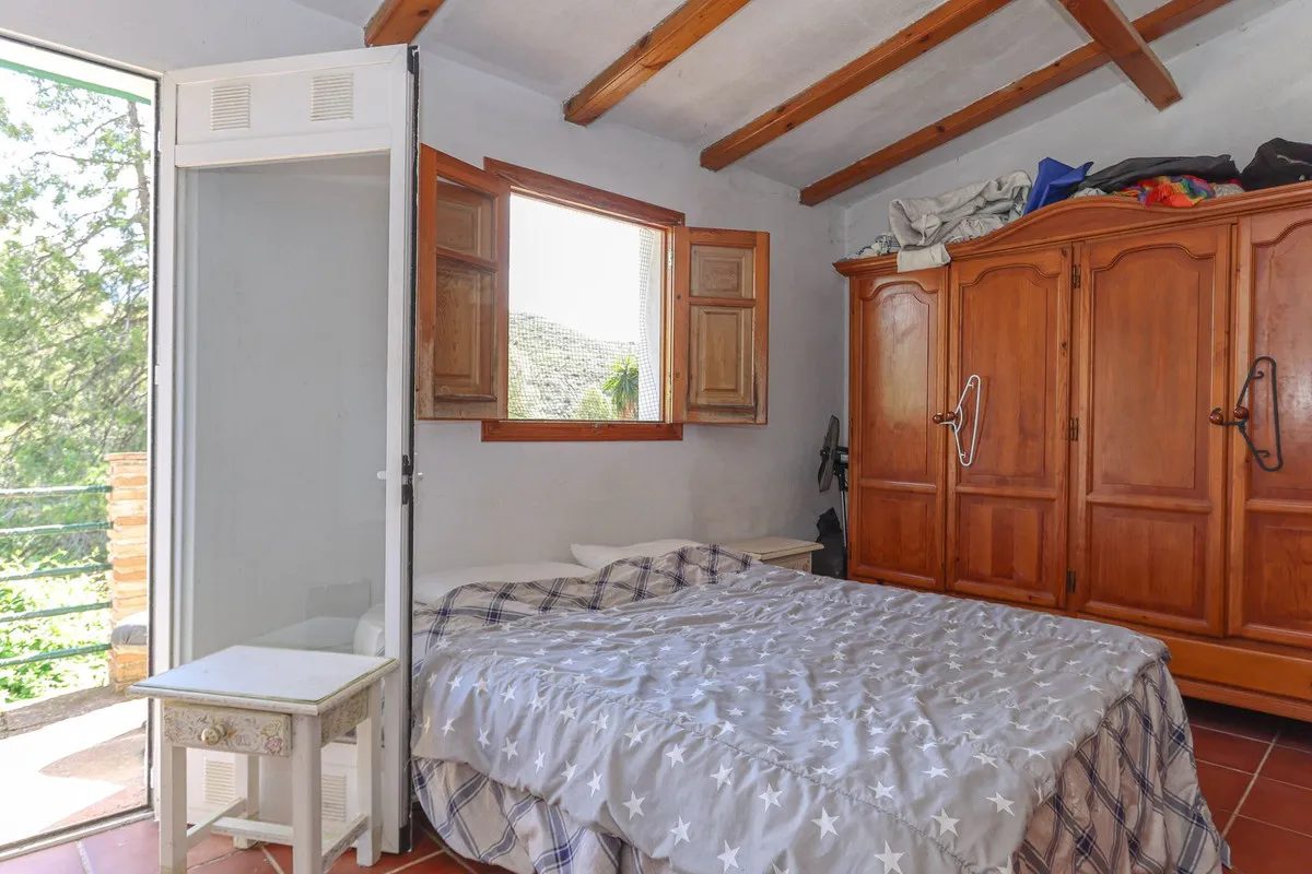 8dc12b35-7773-4cf3-8722-7907eca9dddb