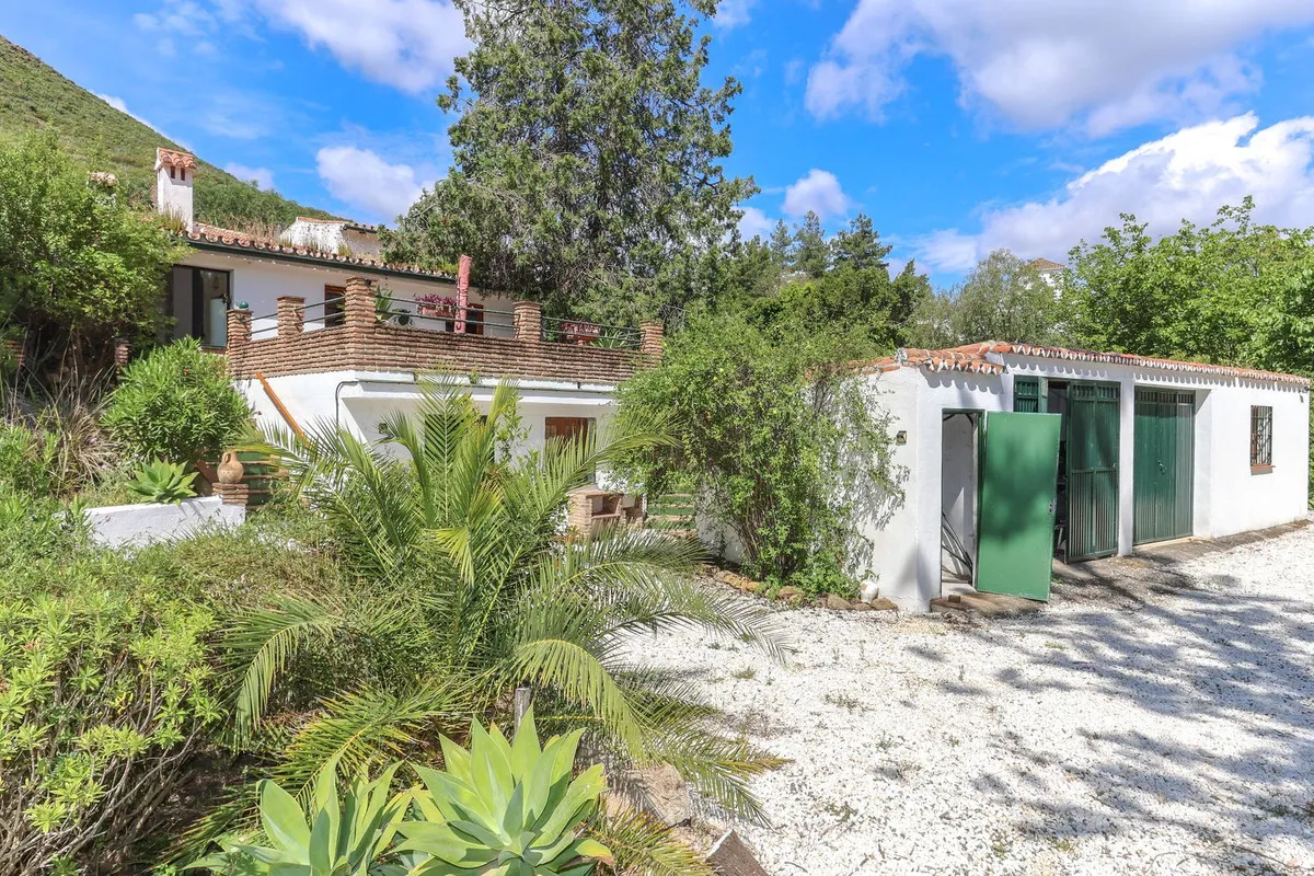 9176fccd-e472-4194-bf71-12a3a82d8f98