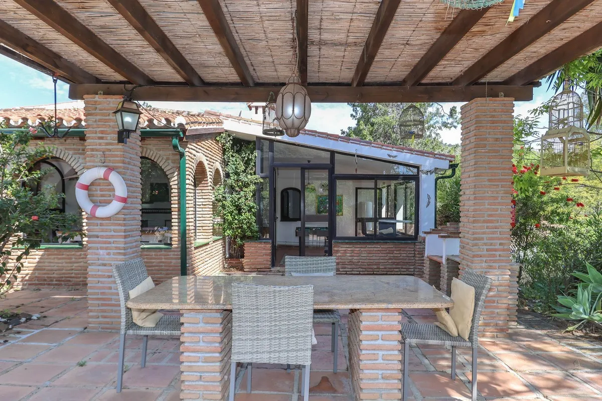 a355b4de-34ac-4f5e-aa81-82cb26315660