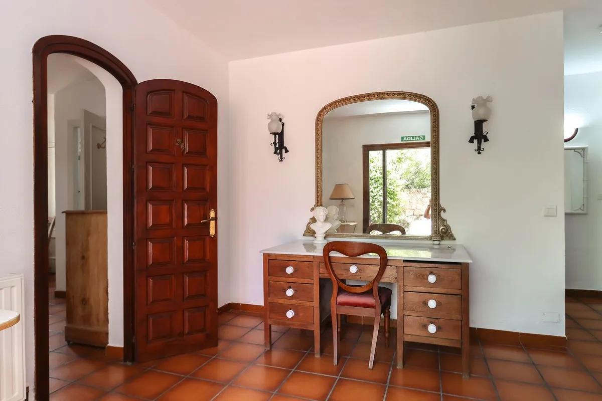 d7a85618-f3bc-45e4-950d-5d4e2a65b57c