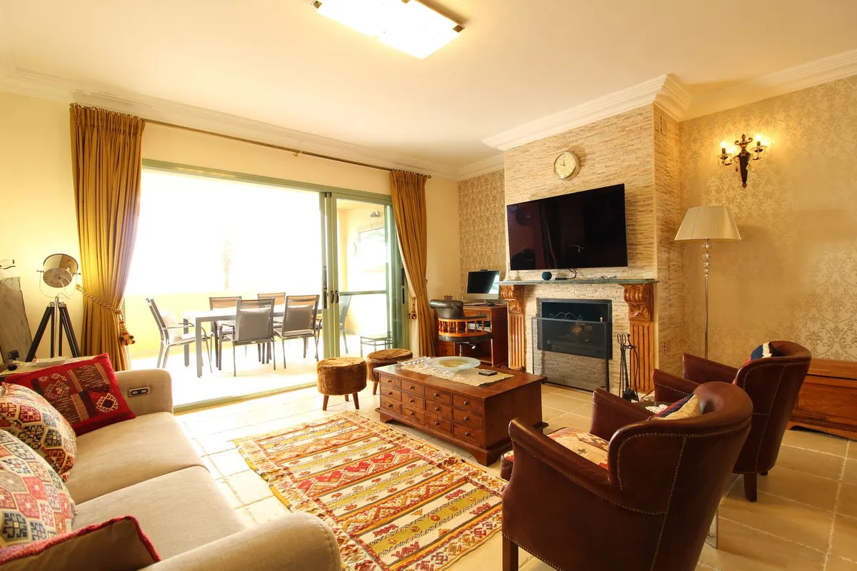 c6ecb572-76c8-4912-a29a-47577265beed