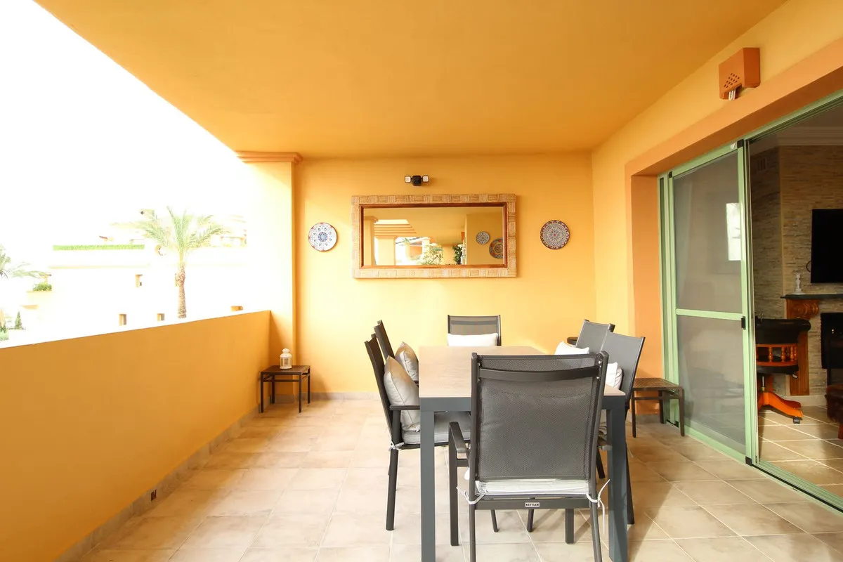 e2ee1f39-0f19-4ab1-be77-ce07523e4924