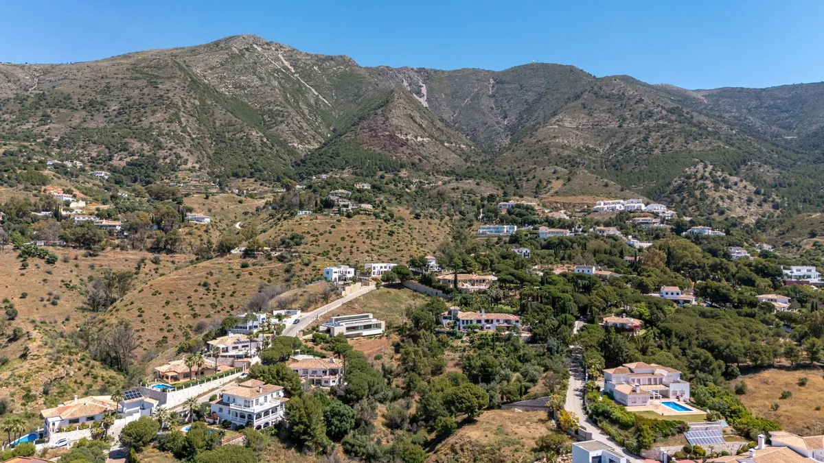 14636f71-9344-4040-bca2-cefa5d7ea640