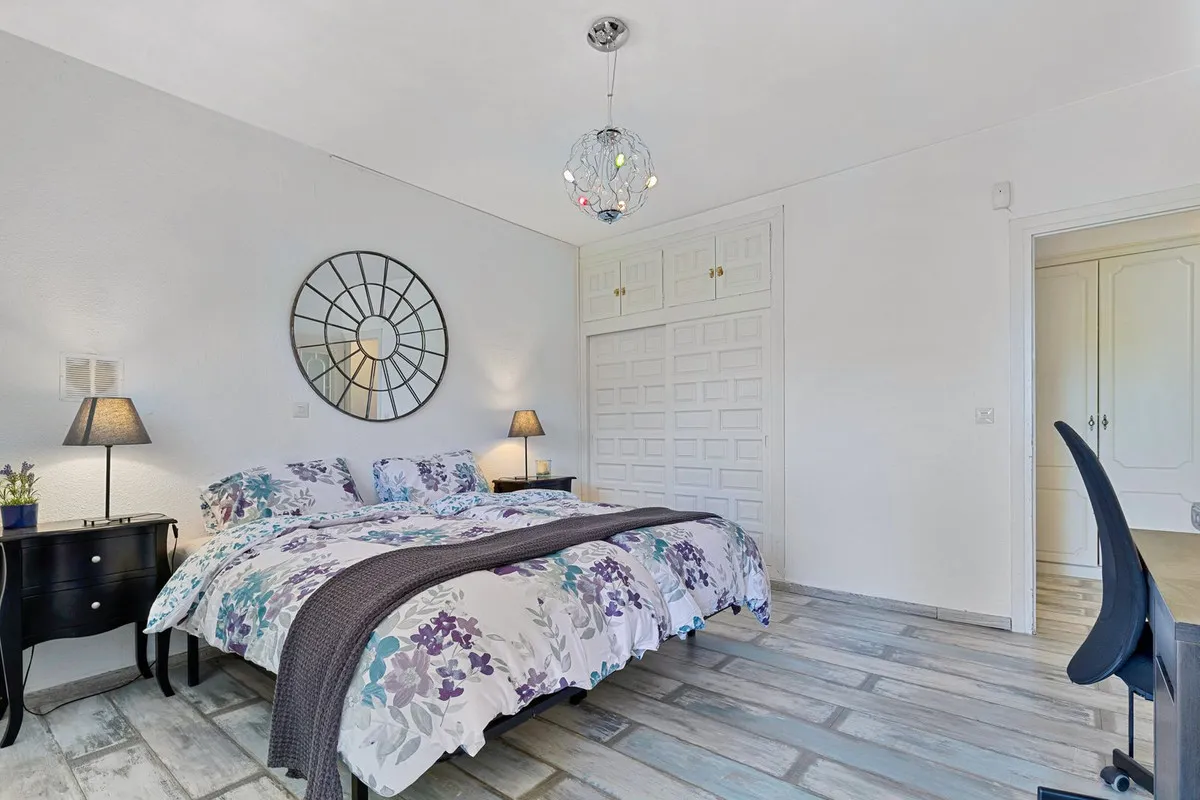 61b0b746-50c7-4b1a-b3eb-1e6acfa0b400