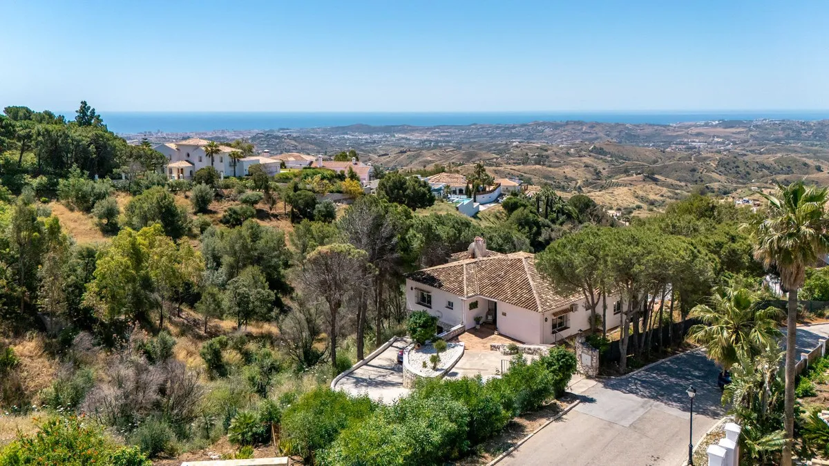 77b3fd8f-0b20-4d8a-8639-8ec96c57d8cf