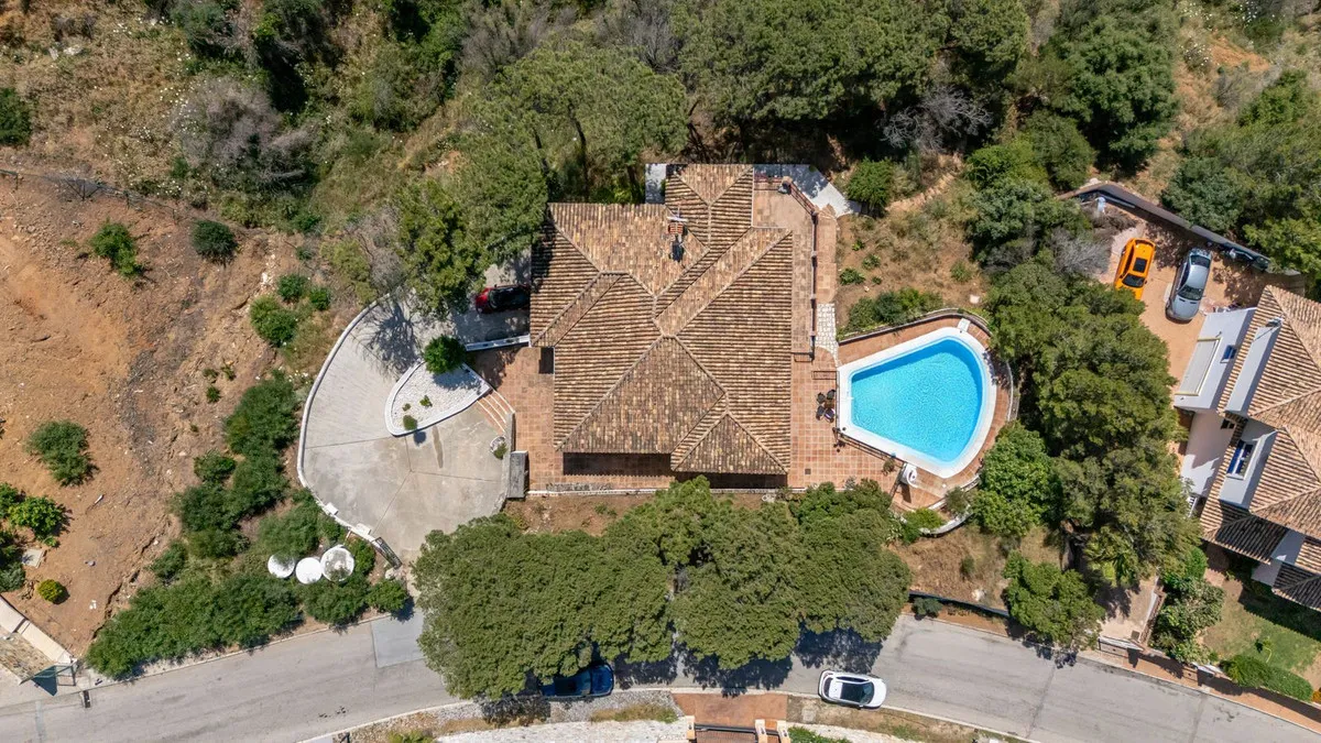 c399cad1-bfe9-4c2d-bcf2-1287f3c00297