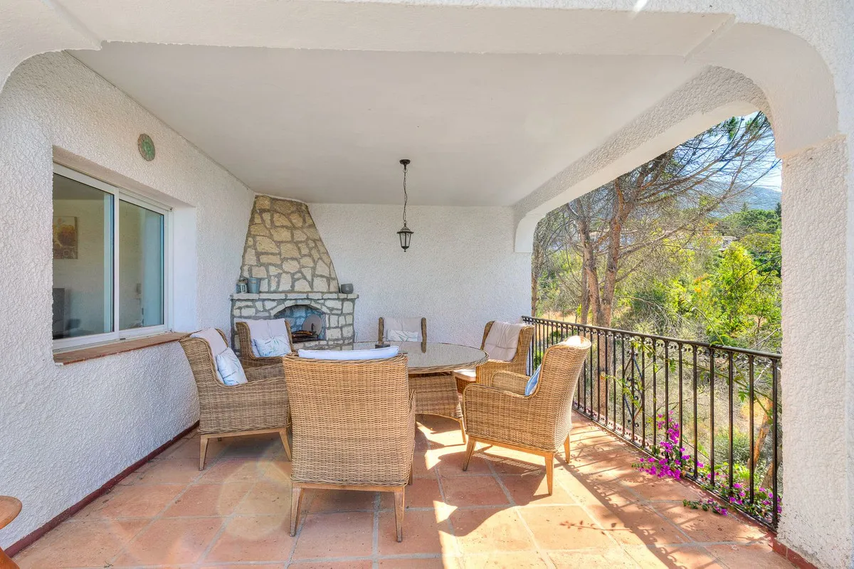 d229da22-3f40-4cca-a98d-5b3fb2ede8b1