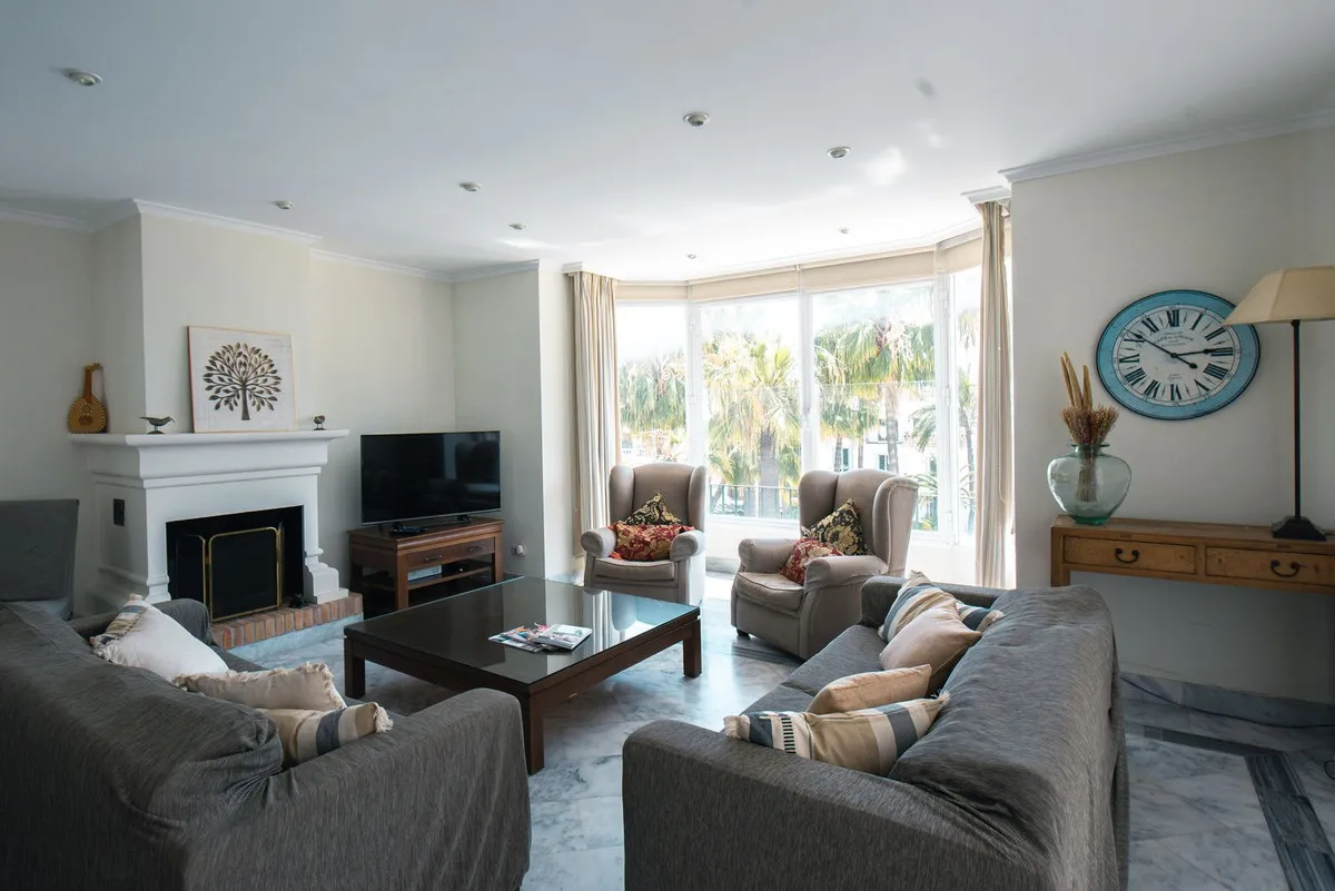 533e23b0-6f54-4e54-bd3d-893a24b9b366