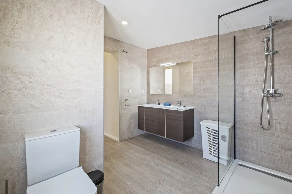 1920a63e-1a70-45e3-a5bf-be0dfe1a59bc