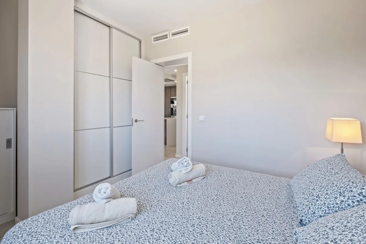 a7c3e185-380b-4151-8c1c-0a65e8d58c88