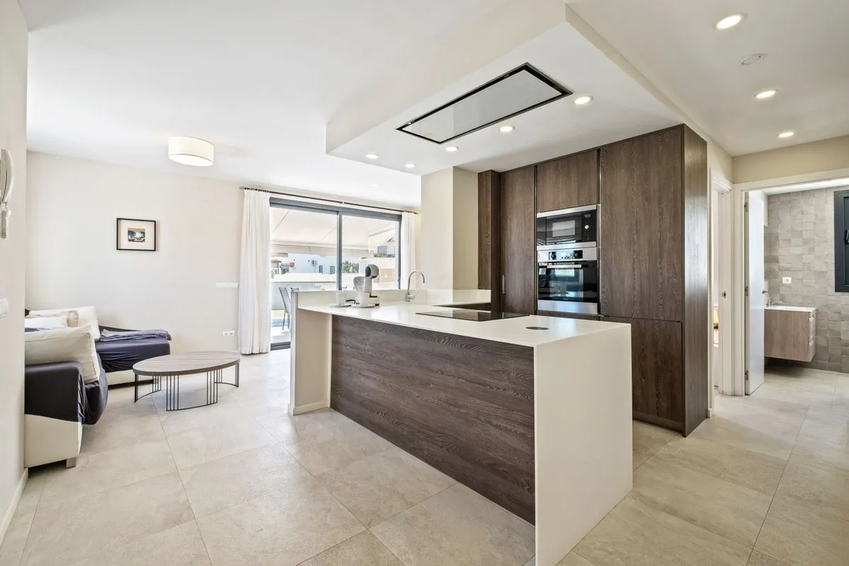 af72aa08-a9ed-40ef-a2ee-3f447c4e4a15