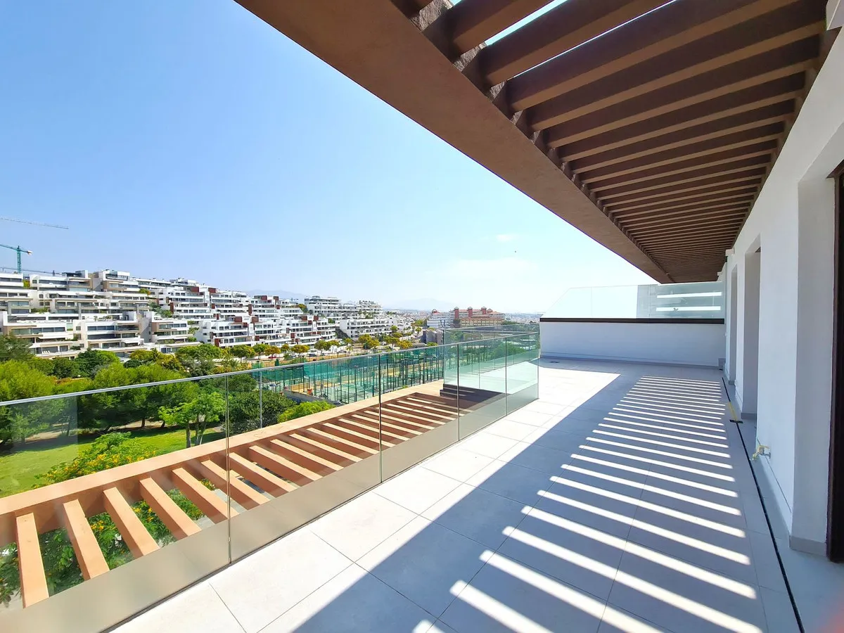 1df733e8-594c-45c3-b29c-b61ae3f852b5