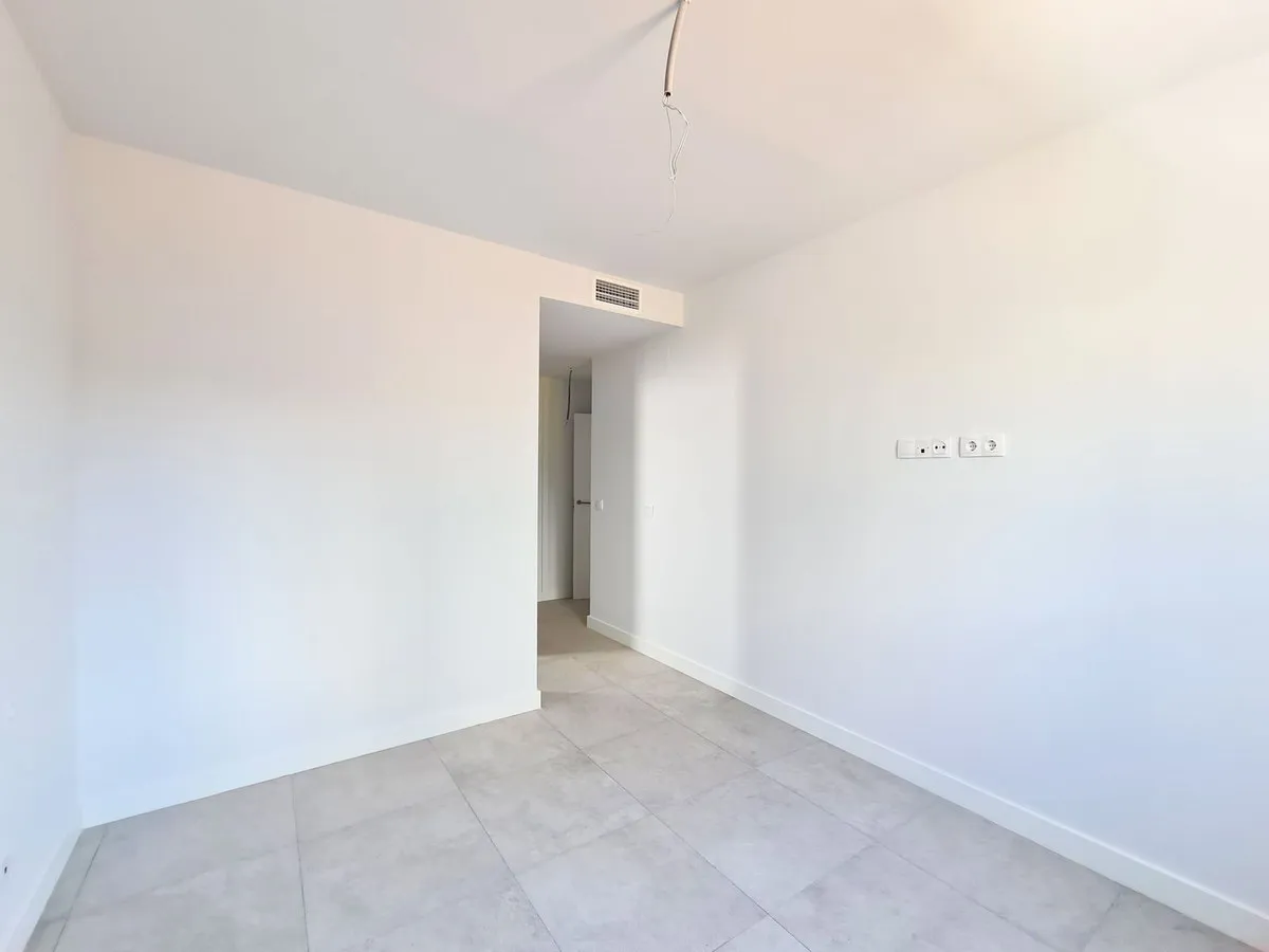 adb81b6b-0185-4a3d-babf-226f29d123d3