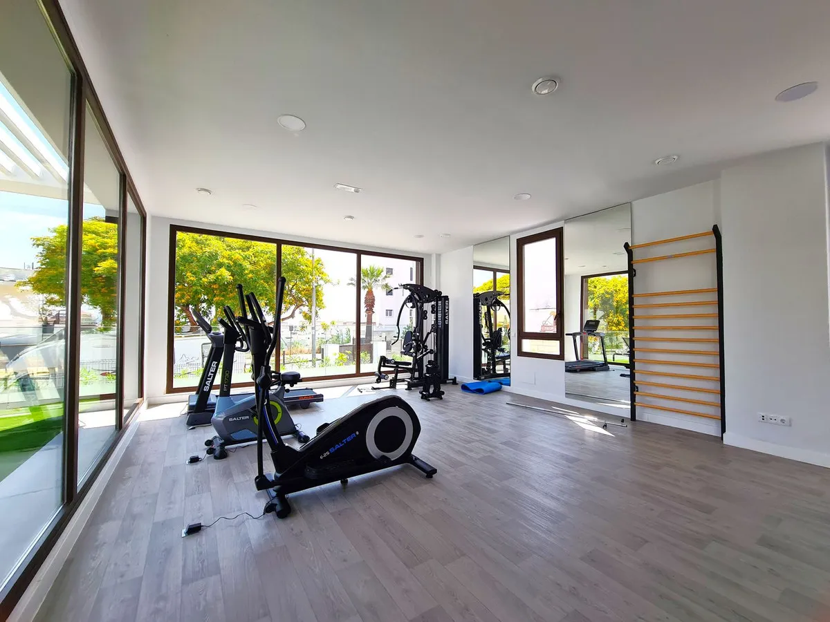 dda6fcb3-a895-48f6-bf6f-5caee49eb844