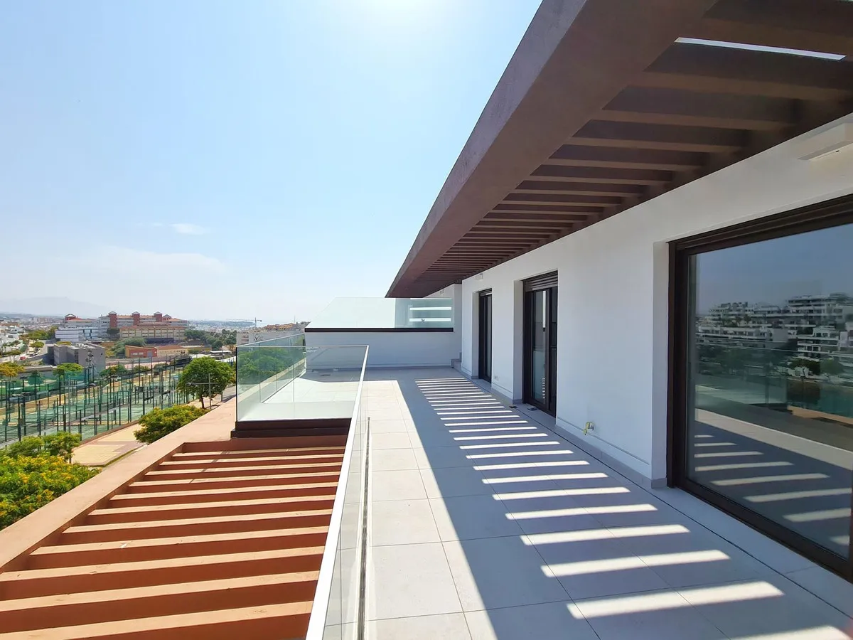 e725d1d5-901a-47a5-81bd-d23afc2cb3a1