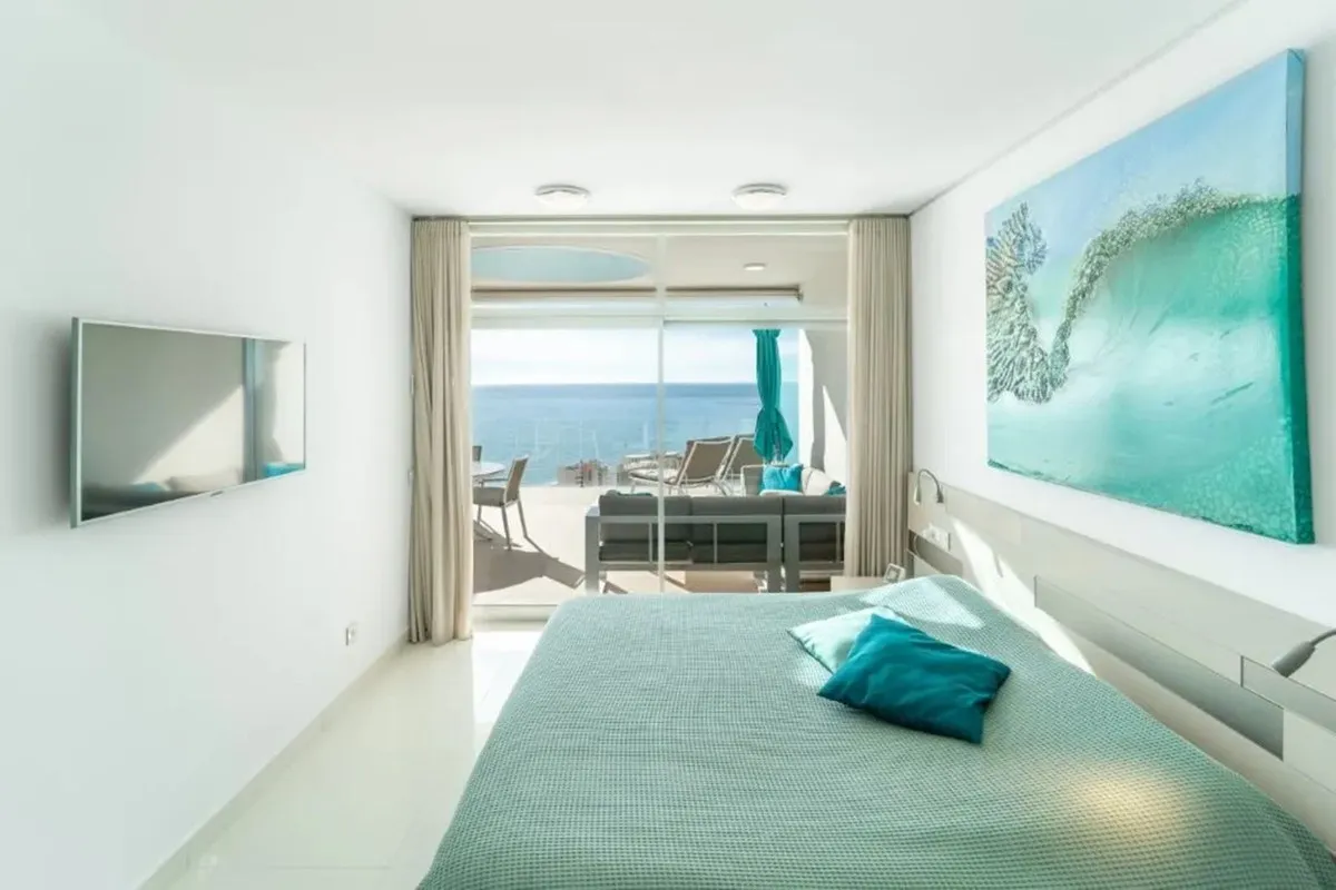 6eef7191-7499-4057-b2fb-a180fd48eea3