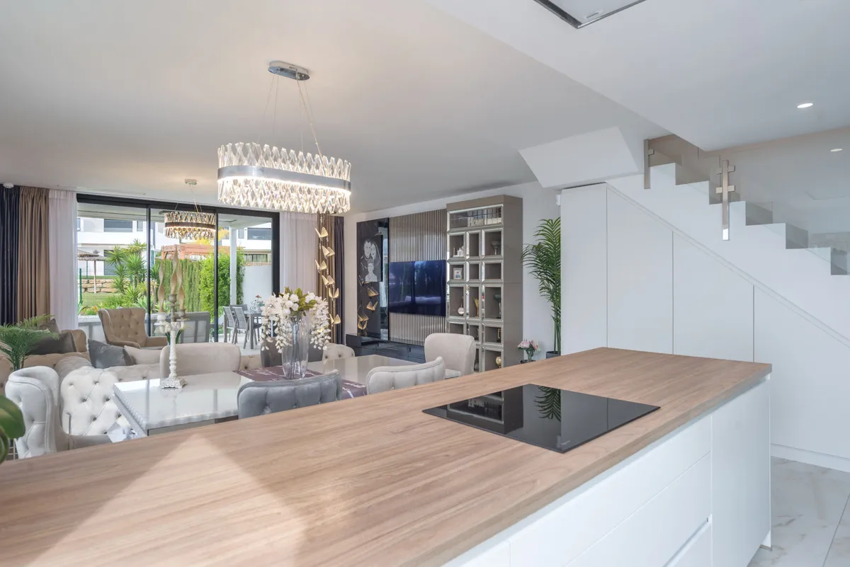 11b58cf5-3de4-4b41-bb64-345f2afd71bc