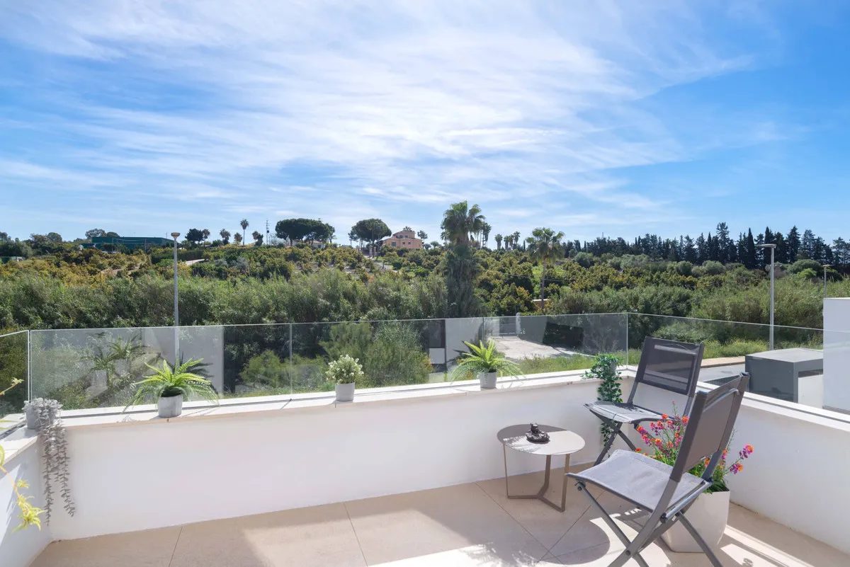 51d98e5a-3f48-40f3-83e7-e53ef6455cee