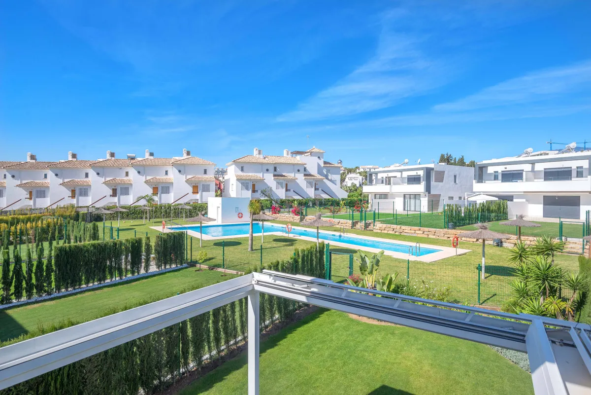 a88c8b30-193e-4965-99e2-bd480928d1c1