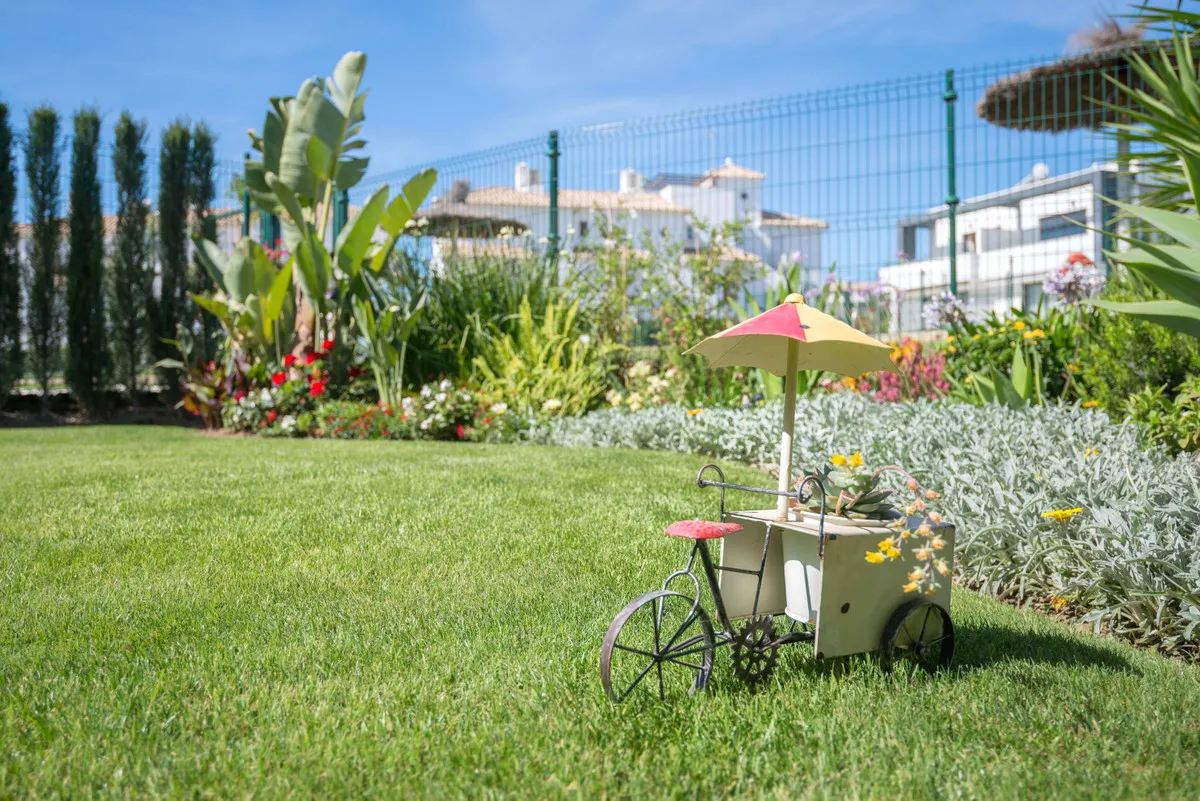 b7e4f26e-3bf2-410c-800d-b19419e07e7c