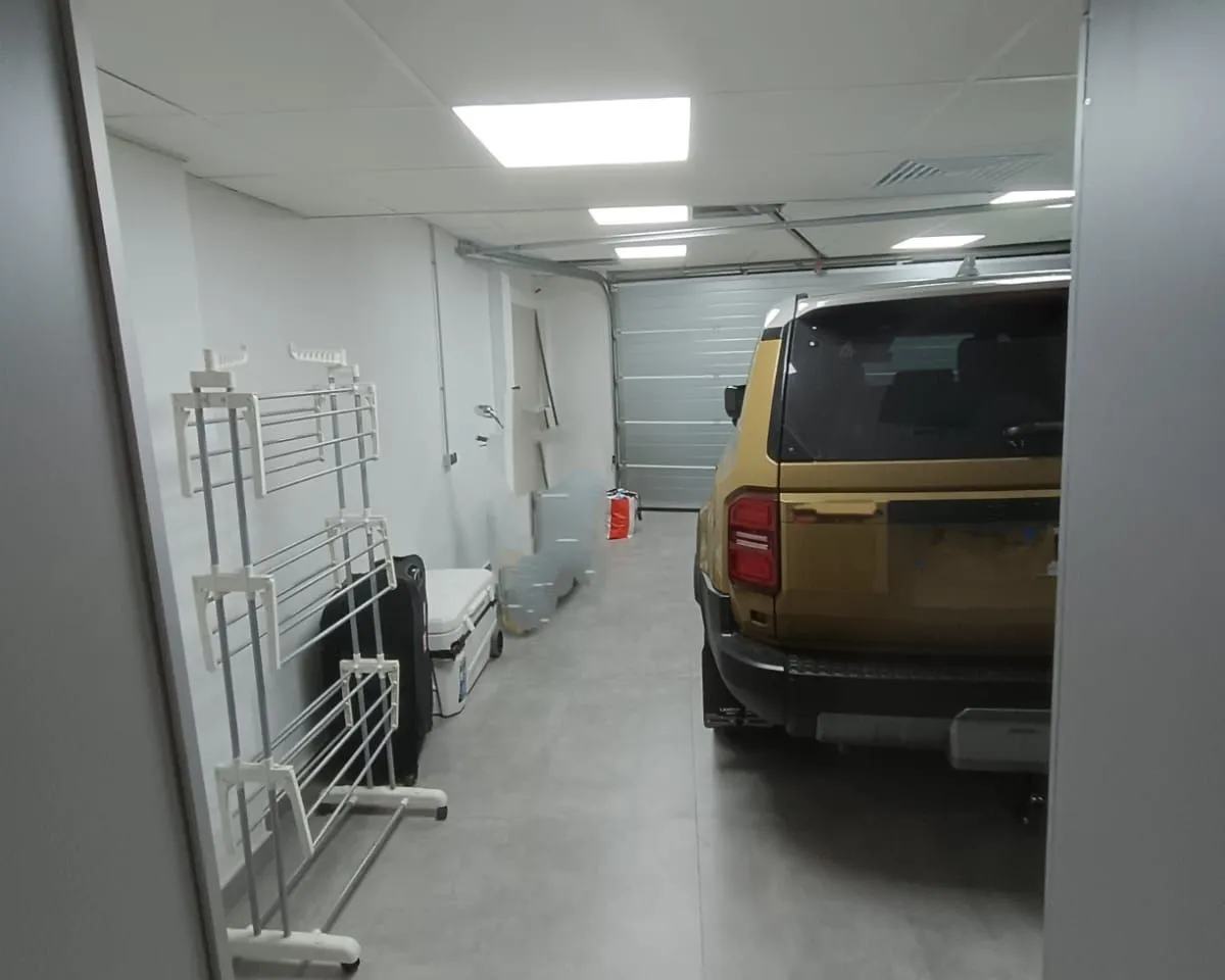 401b1607-d344-45a5-b226-39873ed441e2