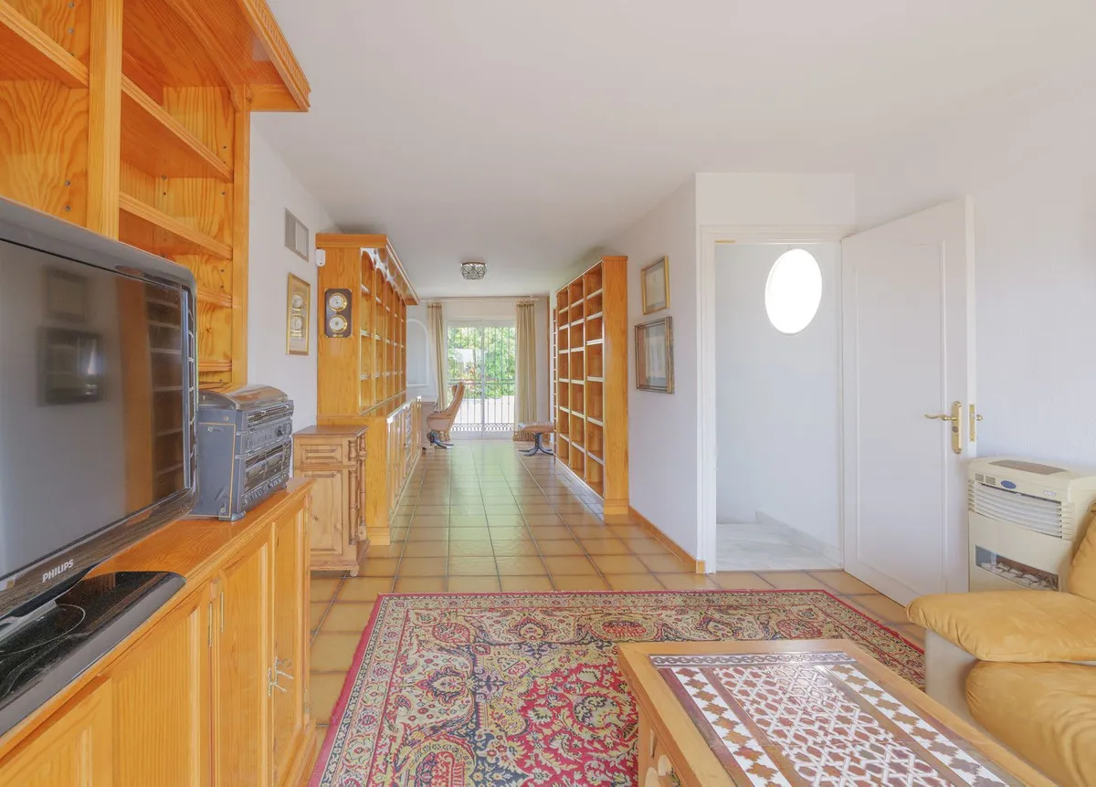 631bec49-10e7-43c7-843b-85e71bbb9398