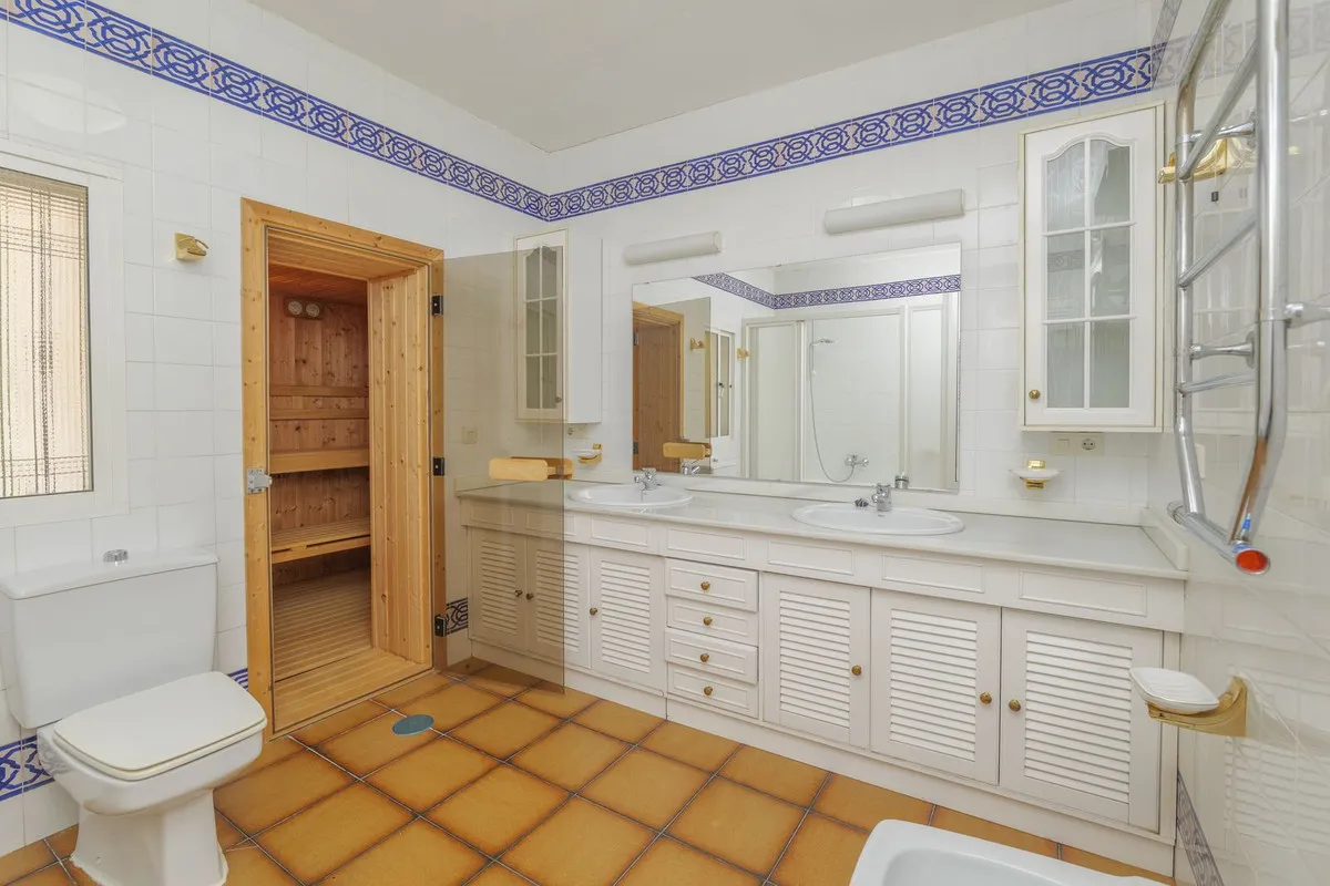 79f90ca0-9eb4-4a7d-a423-09e00ba3684b