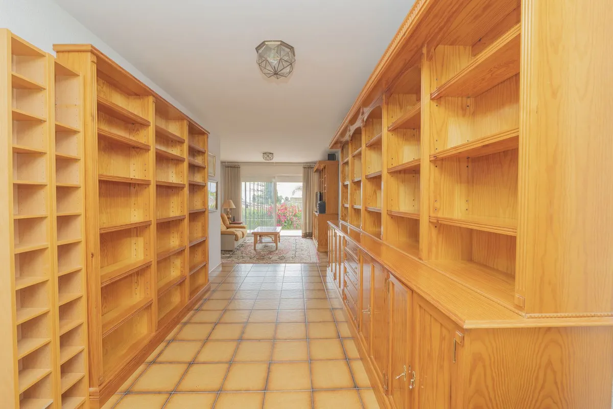 fb56d07e-74ec-430d-9e6a-a1ff4e00d090