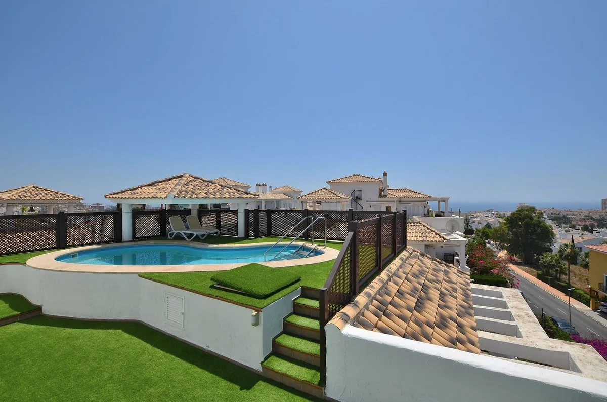 100881a4-0598-4053-ac93-516d5bad63f6