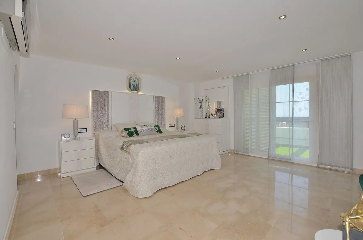 1347ed5f-d187-45a2-8f93-d8f2688cf4c6