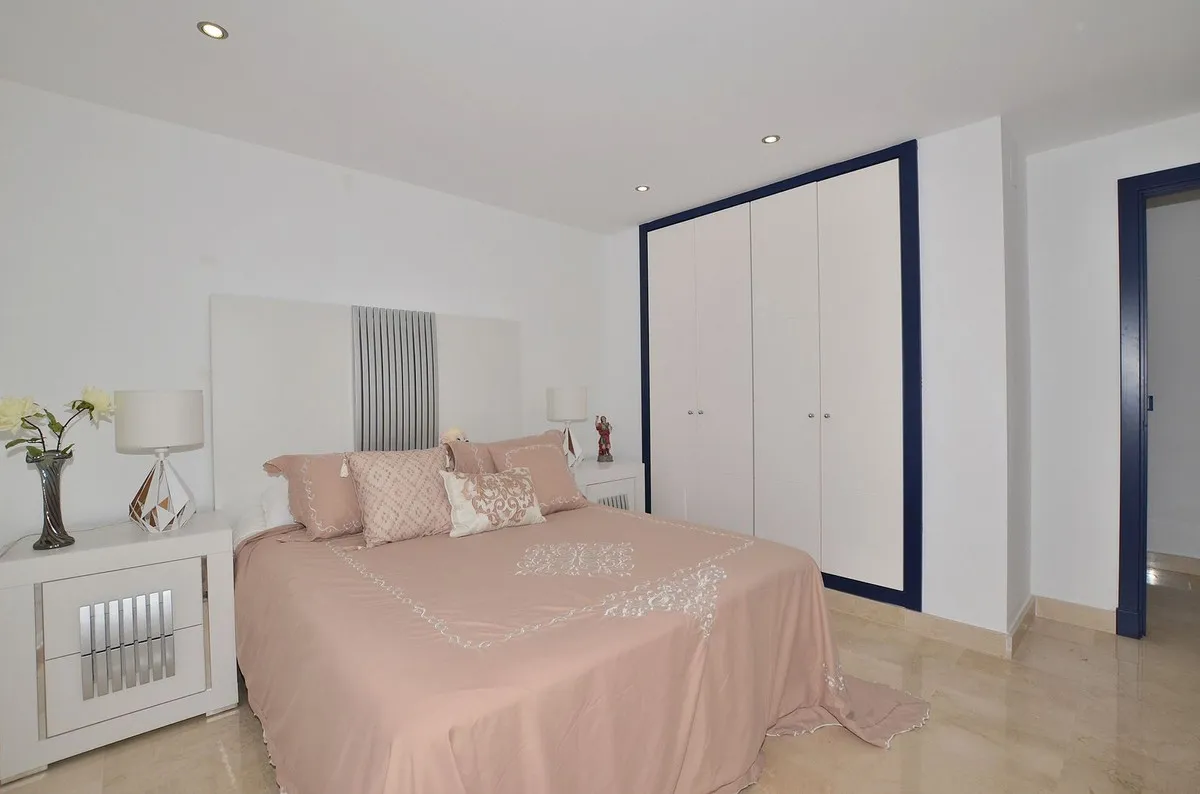 a49141c5-17bd-4921-b203-792e1a3fc46f