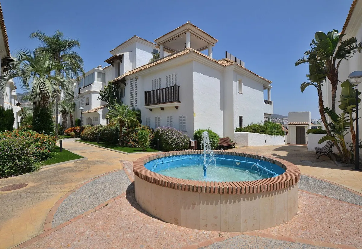 bc4fcd66-f43a-4f55-9fa6-6ef7e9e49413