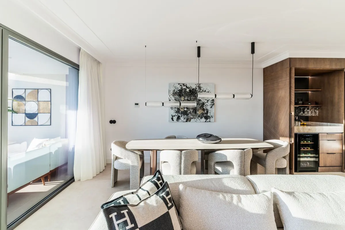 2c62e68f-ffe5-41a4-a337-af786cb31a52