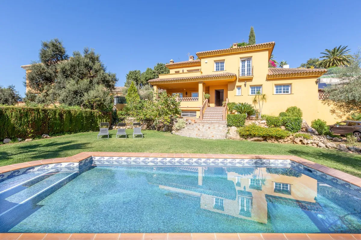 004e6ef3-5032-42a8-80f6-b2d04d82a833