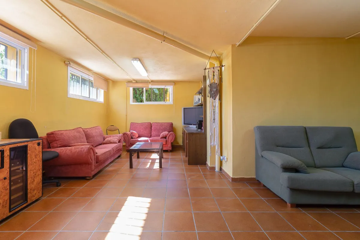 4a480d16-9130-47ba-b5c4-5b3f330a2d39