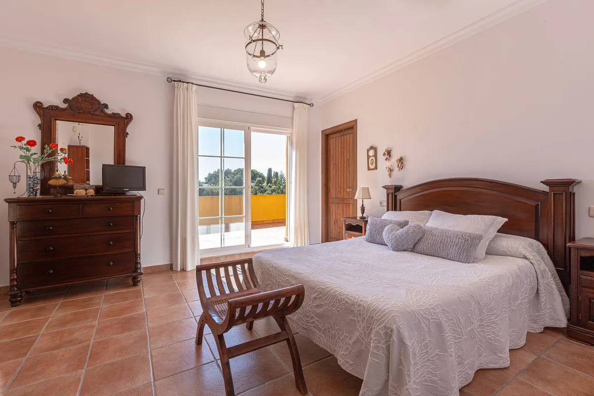 a66f0dcb-abc1-489a-8a38-9c9ca89f143b